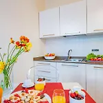 Apartamento Ca' Del Monastero 8 And Ca' Del Monastero 5 With Shared Courtyard *