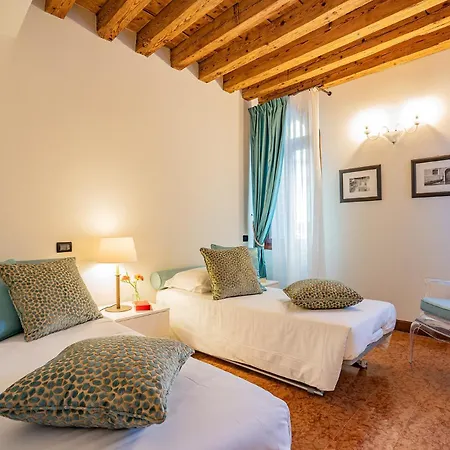 Lägenhet Ca' Del Monastero 8 And Ca' Del Monastero 5 With Shared Courtyard *